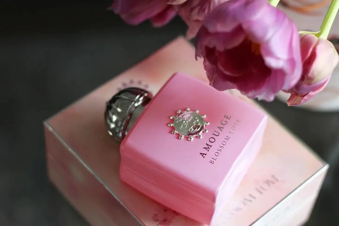 A-mouage Blossom Love 