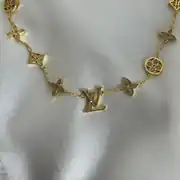 LV Taşlı Kolye 2