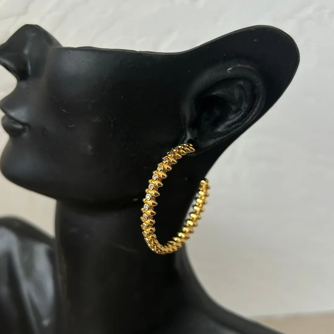 gold taşlı